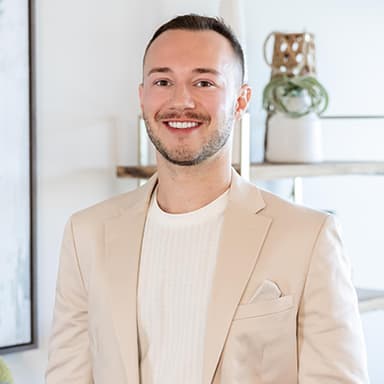 Image of Austin Hoffer