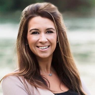 Image of Kelly Loudermilk