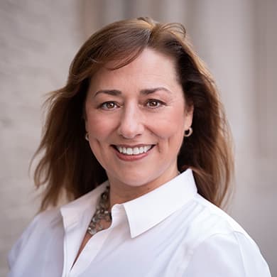 Image of Laura Mullins