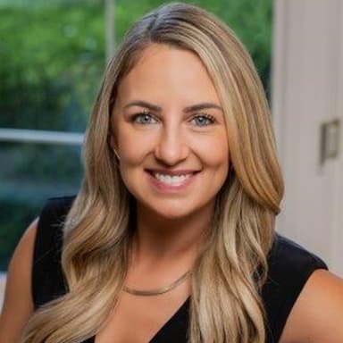 Image of Lindsey Rude