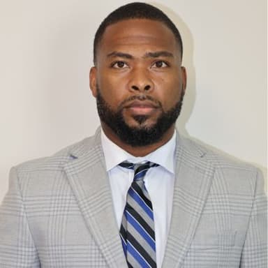 Image of Travis Smith