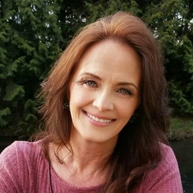 Image of Shannon Cavanaugh