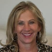 Image of Carrie Armstrong