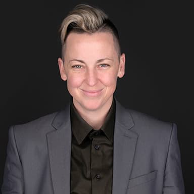 Image of Elizabeth Hunt